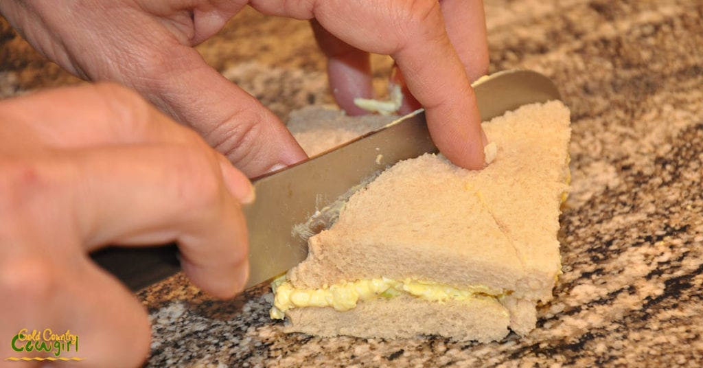 Egg salad - cutting the sandwich into quarters