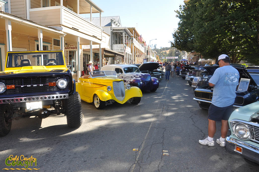 Classic cars at Great Sutter Creek Chili Cook-off and Car Show