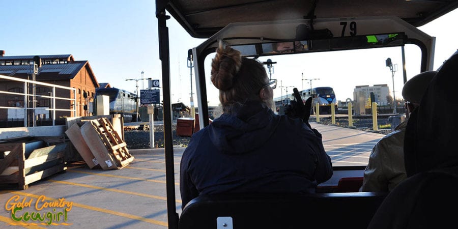 Amtrak from Sacramento to San Francisco - cart to platform