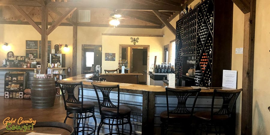 Tasting bar for Dancing Bee Winery