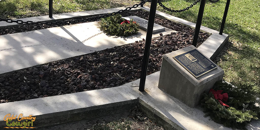 Grave of Cpl Harlon H. Block, USMC