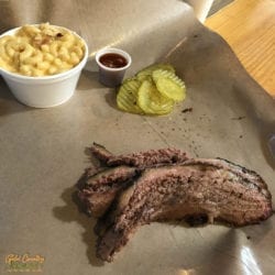 Smoke food brisket with mac and cheese