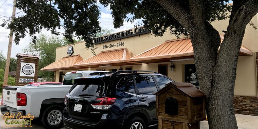 exterior of The Smoking Oak in Mercedes