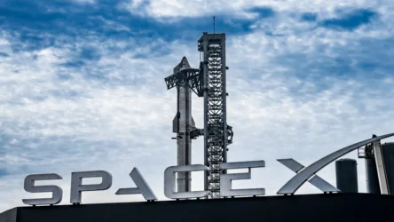 SpaceX sign and rocket